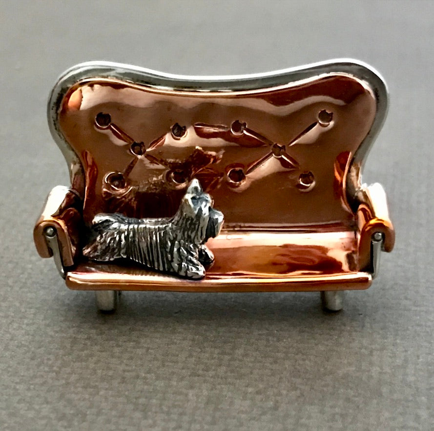 Dog on Couch Brooch