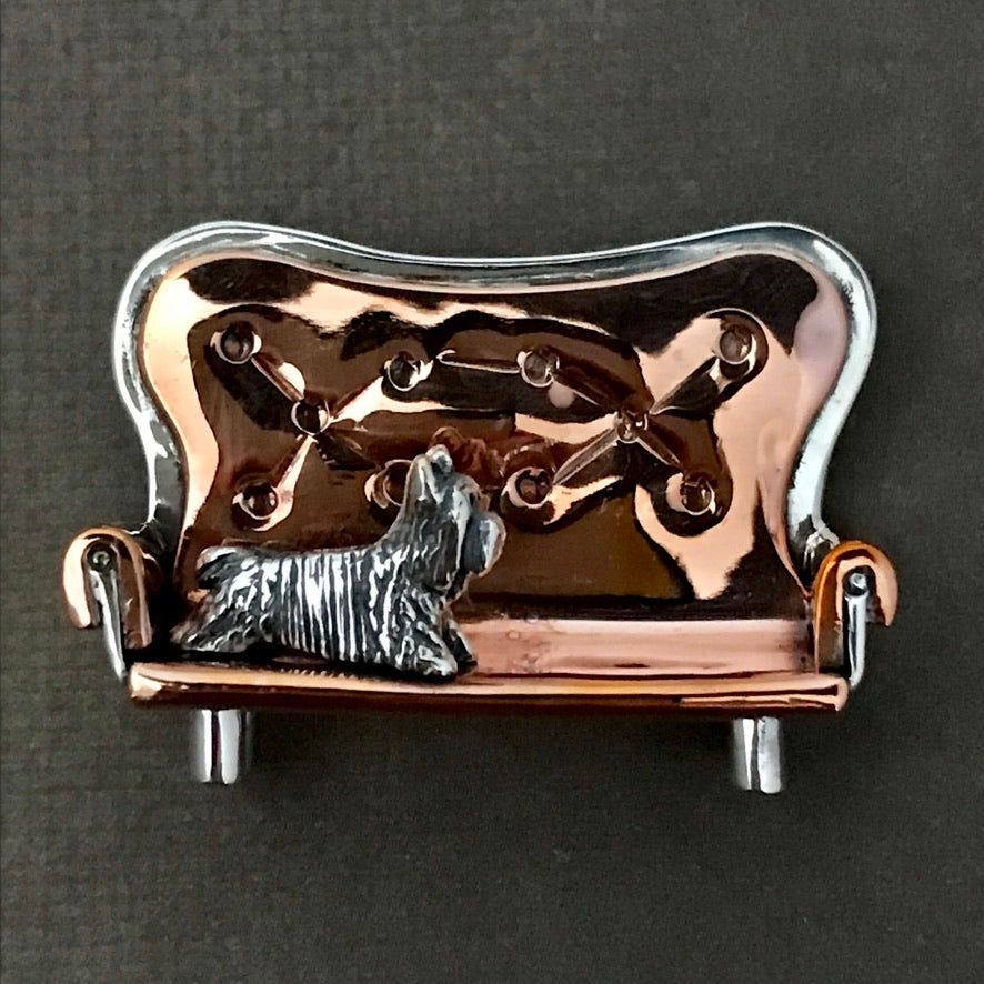 Dog on Couch Brooch