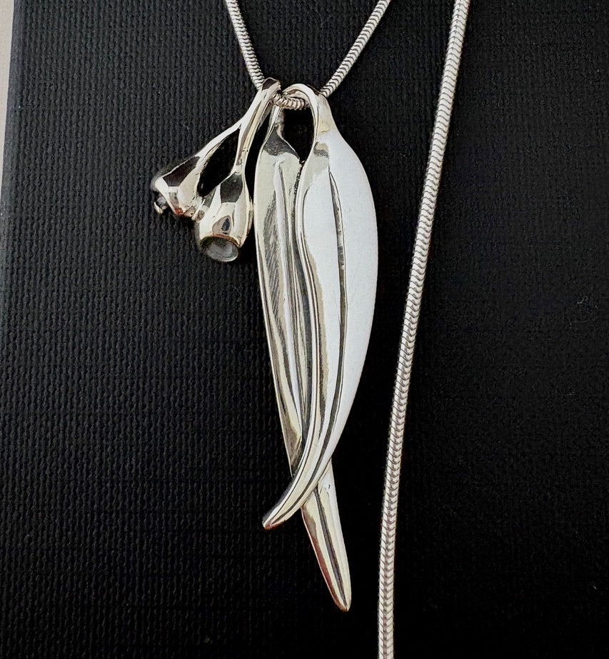 Gum nut and X-Large gum leaf pendant - Optional chains