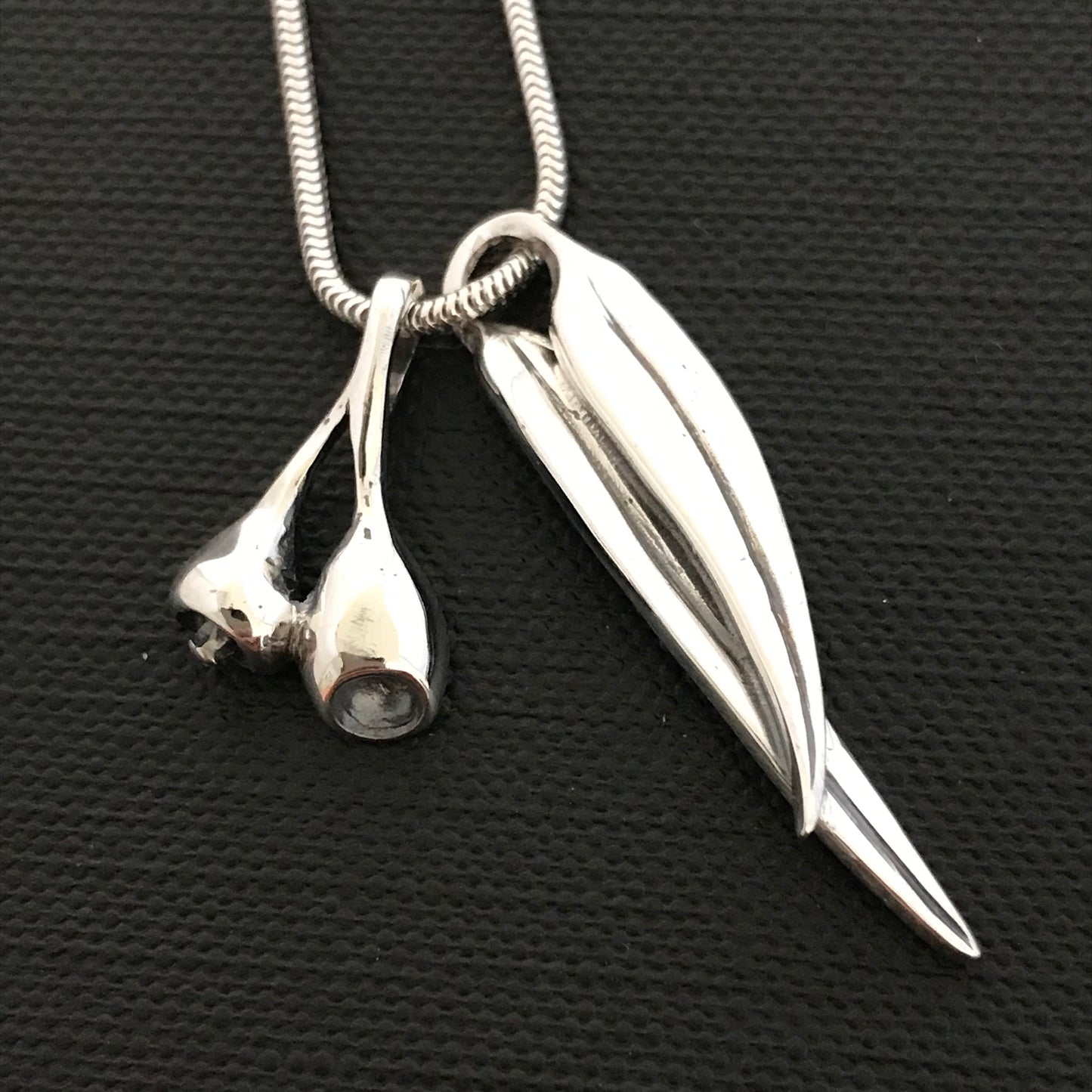 SET Gumnut and Leaf pendant with Large earrings – Silver Earth Design