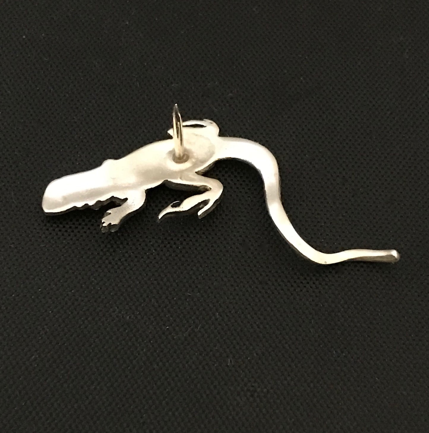 Lizard Lapel Pin- sterling silver(solid) Aussie Souvenir, Australian Gift