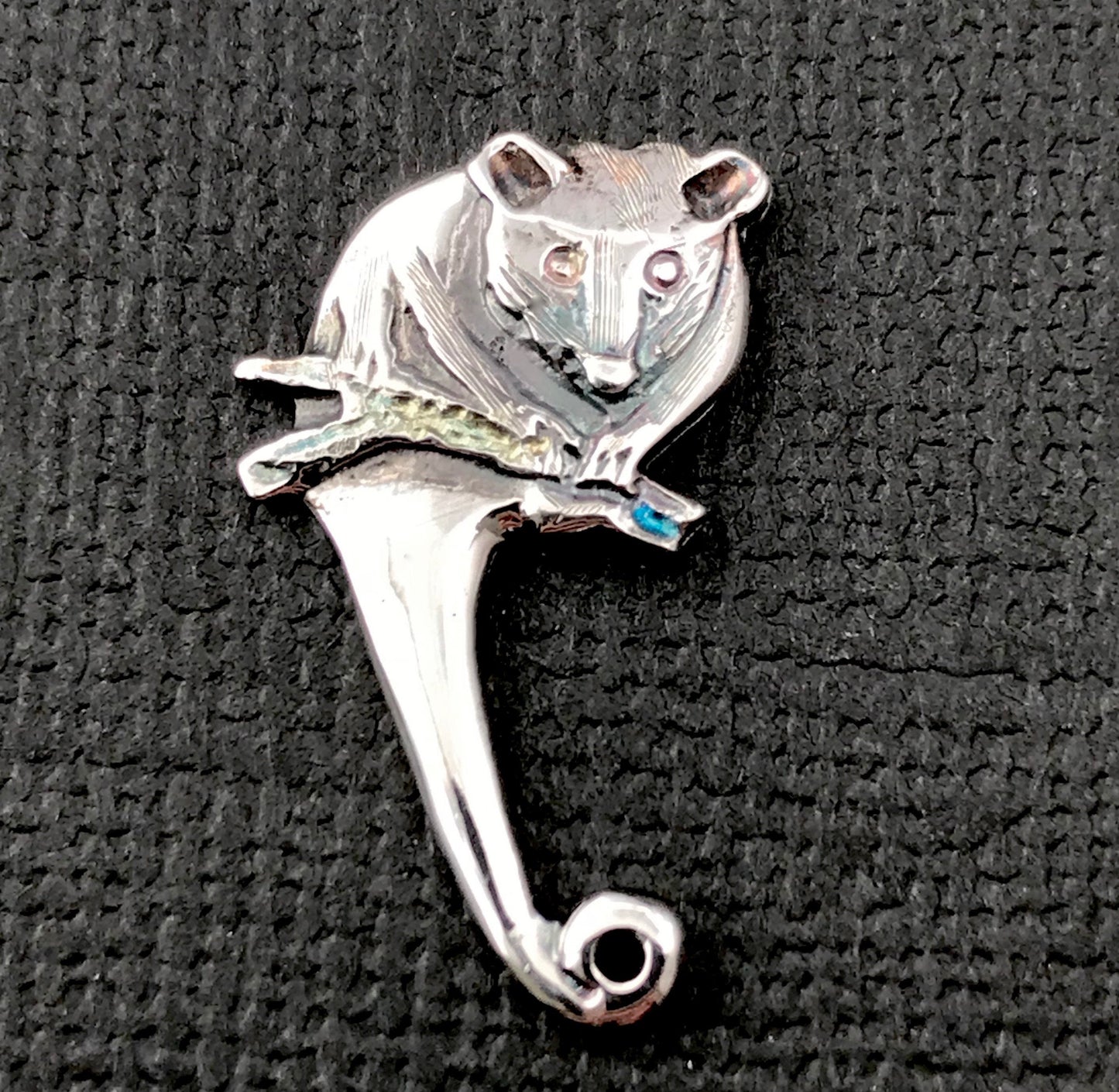 Possum pin - sterling silver 19mm