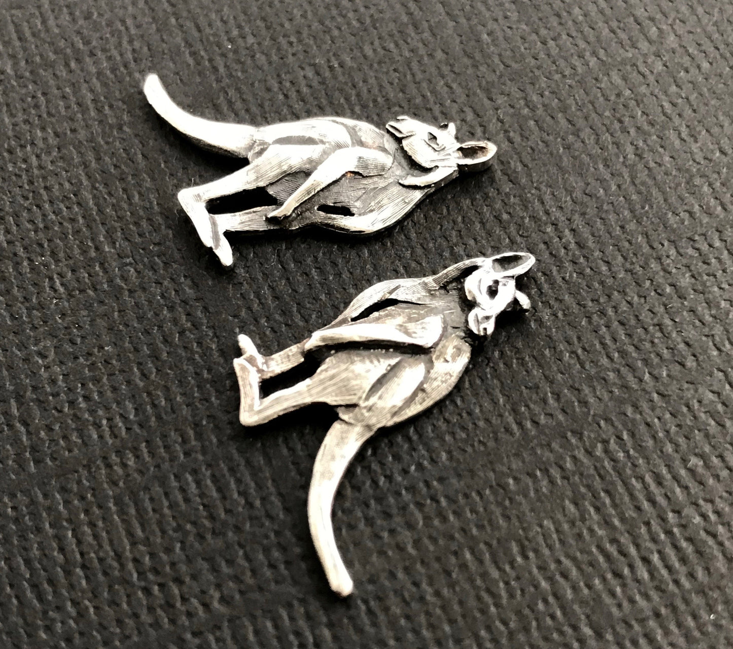 Kangaroo stud earings - sterling silver 22mm Aussie souvenir Australian gift